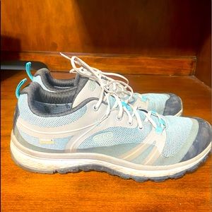Keen Terradora low hiking boots